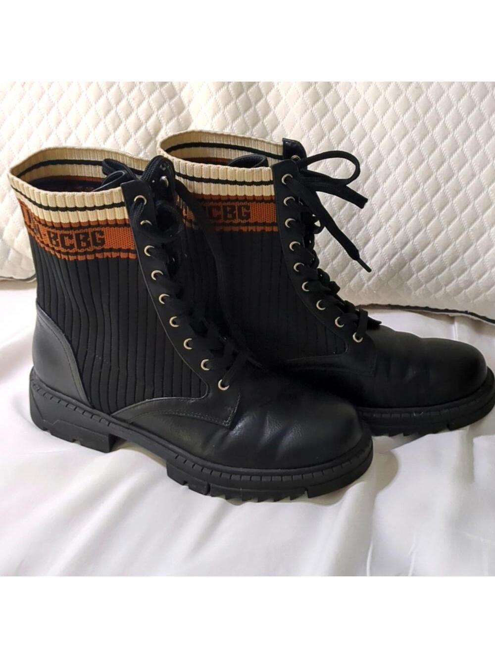BCBG Generation Tassie Moto Lace-Up Ankle Boots Size 8